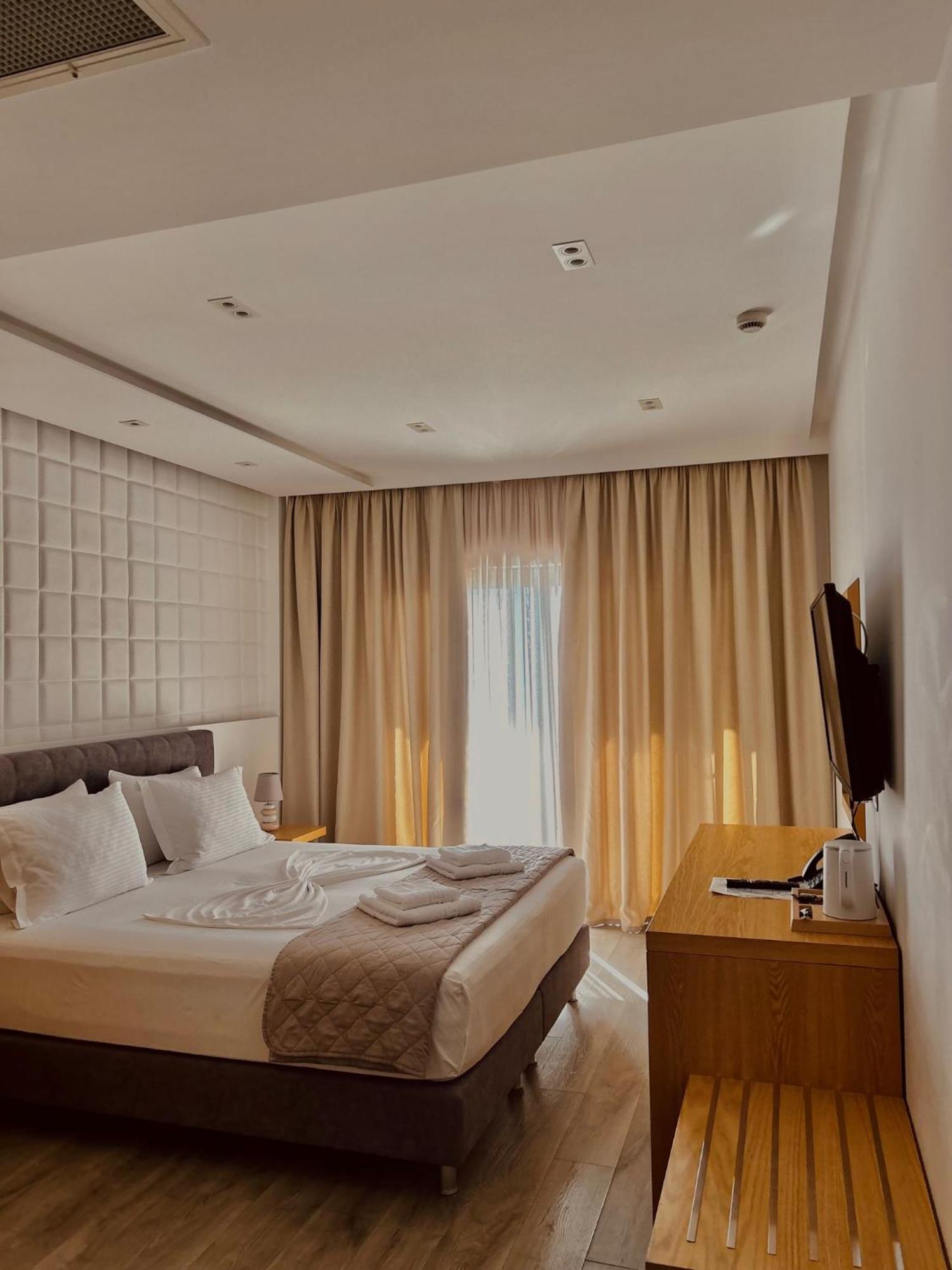 Hotel Sole Σαράντα Εξωτερικό φωτογραφία