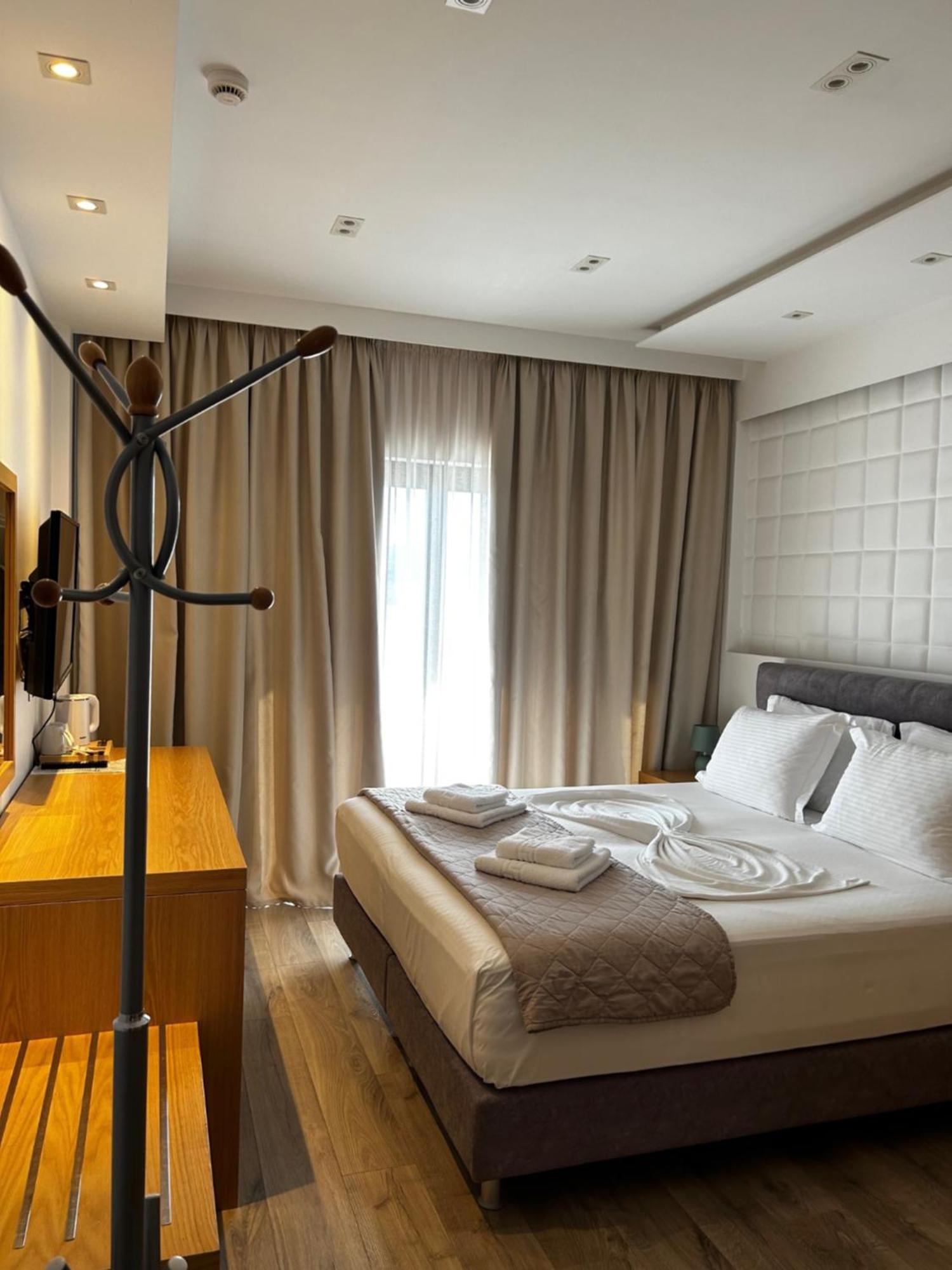 Hotel Sole Σαράντα Εξωτερικό φωτογραφία